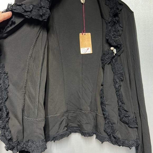 Look gold label size XS long sleeve black overlay boutique wear. NWT - Picture 14 of 15